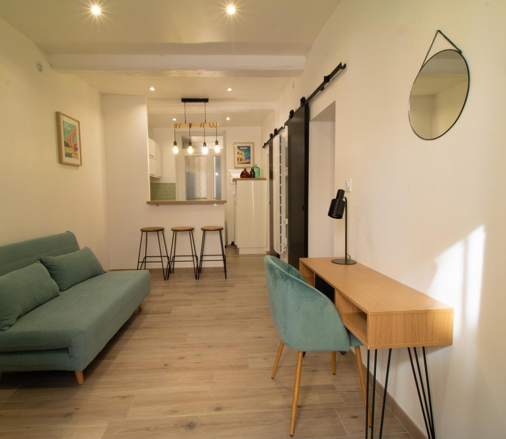Апартаменты Nimes Centre - A 5 Minutes Des Arenes Экстерьер фото